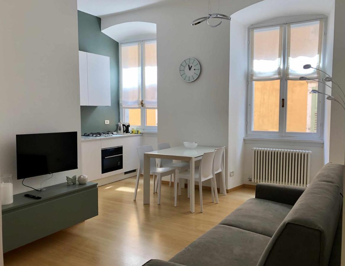 Lantica Torre Apartment ริวาเดลการ์ดา ภายนอก รูปภาพ