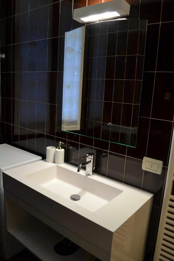 Lantica Torre Apartment ริวาเดลการ์ดา ภายนอก รูปภาพ
